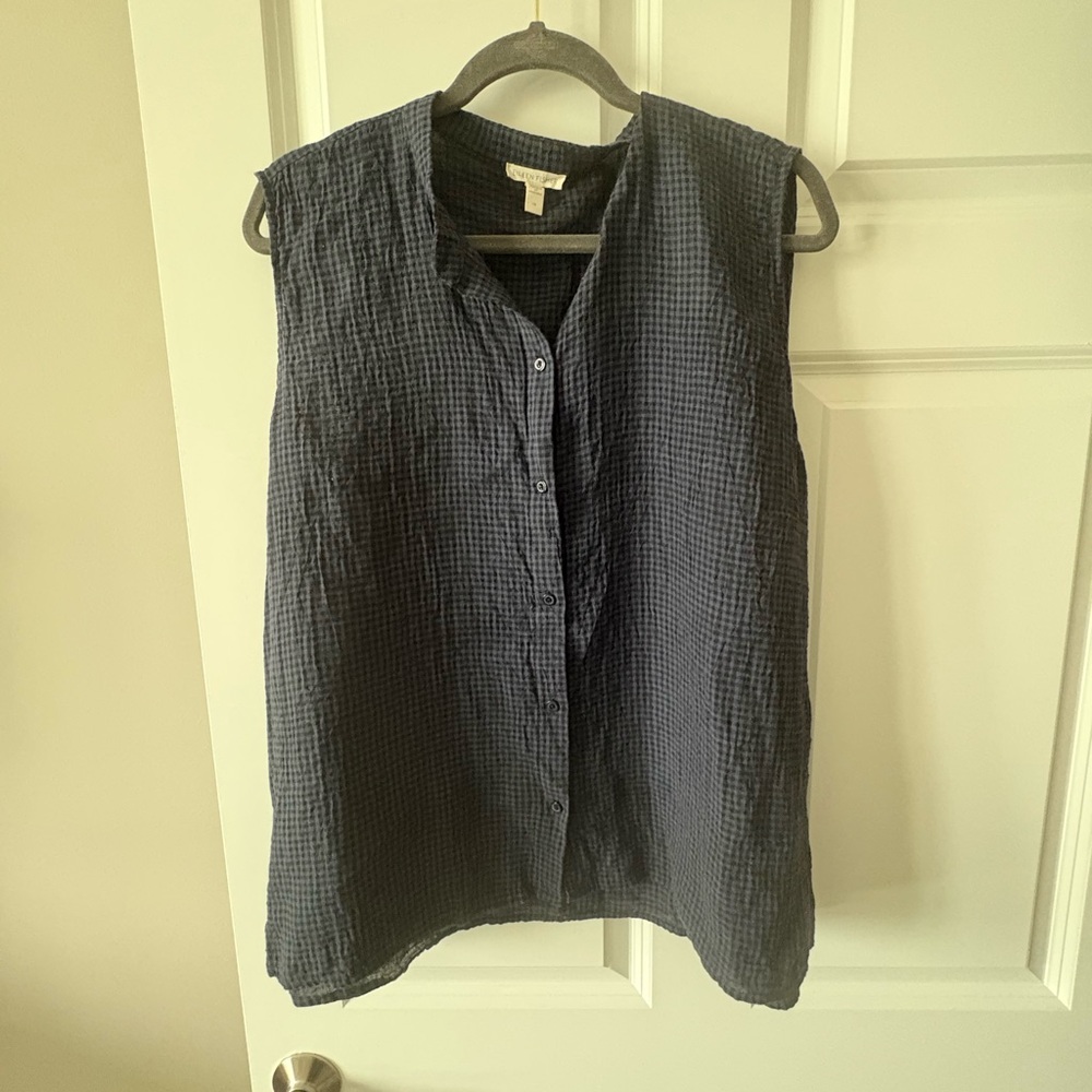 Eileen Fisher Navy Sleeveless Button-Front Gauze Top. Linen